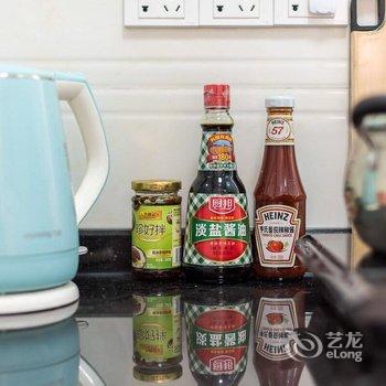 广州Locals路客·广州越秀B02舍公寓(淘金街分店)酒店提供图片