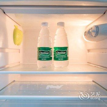 广州Locals路客·广州越秀B02舍公寓(淘金街分店)酒店提供图片