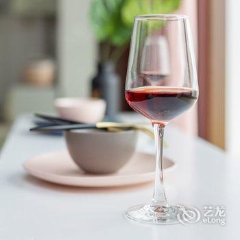 哈尔滨古风诗韵公寓(哈尔滨风尚人物馆分店)酒店提供图片