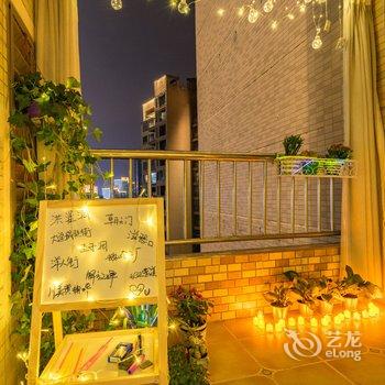 重庆叁什贰公寓(新兴村分店)酒店提供图片