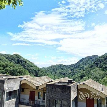 成都星星小筑酒店提供图片