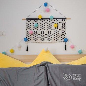 重庆叁什贰公寓(东水门分店)酒店提供图片