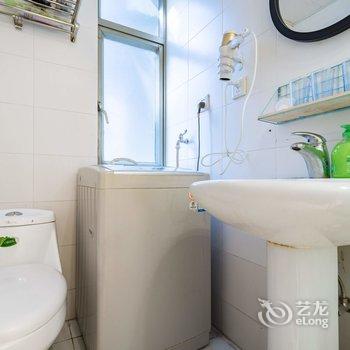 重庆叁什贰公寓(东水门分店)酒店提供图片