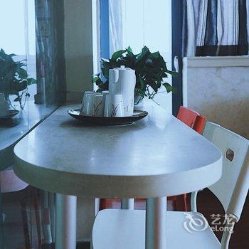 重庆零贰叁民宿(渝中区通远门旅游景区分店)酒店提供图片