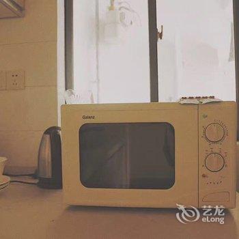 重庆零贰叁民宿(渝中区通远门旅游景区分店)酒店提供图片