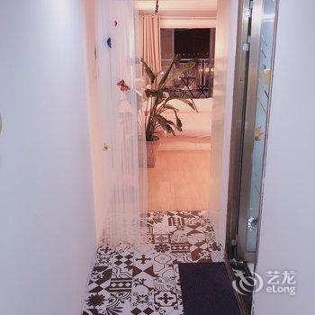 重庆大懒虫是个话痨鬼公寓(江海轩度假村分店)酒店提供图片