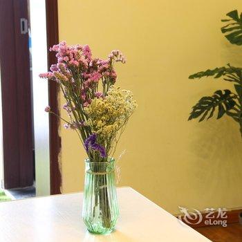 西安西安烟雨小屋民宿(永宁村分店)酒店提供图片