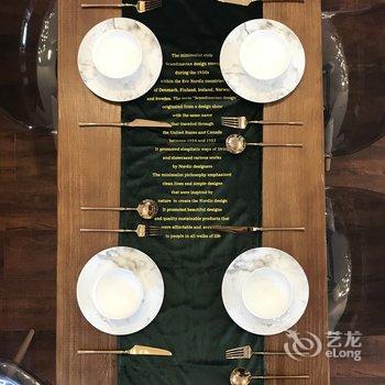 重庆黑林错觉公寓(黄葛晚渡分店)酒店提供图片