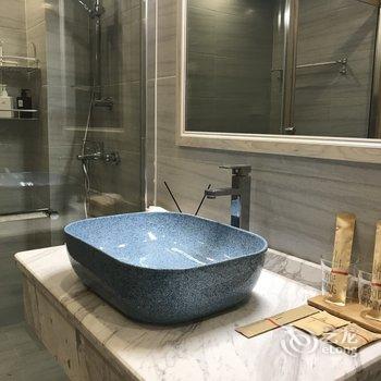 重庆黑林错觉公寓(黄葛晚渡分店)酒店提供图片