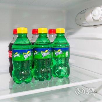 青岛Locals路客·青岛市南A51舍公寓(带我回家吧分店)酒店提供图片