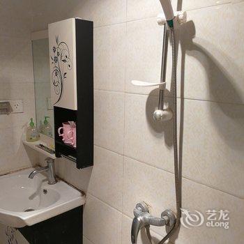 重庆不辣不辣的公寓(罗盘村分店)酒店提供图片