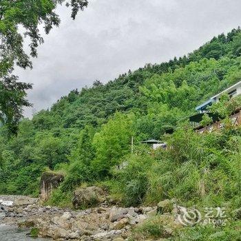 西岭雪山原山民宿酒店提供图片