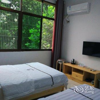 资兴挺想旅舍酒店提供图片