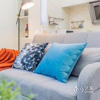 广州离岛空气特色民宿(中山五路分店)酒店提供图片