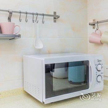 广州离岛空气特色民宿(中山五路分店)酒店提供图片