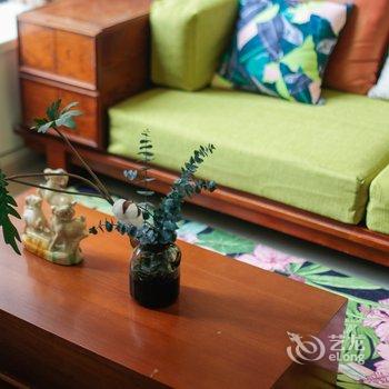 广州王先生特色民宿(花城大道分店)酒店提供图片