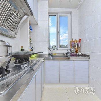 青岛东李青银高速收费口温馨二居室停车位靠崂山普通公寓酒店提供图片