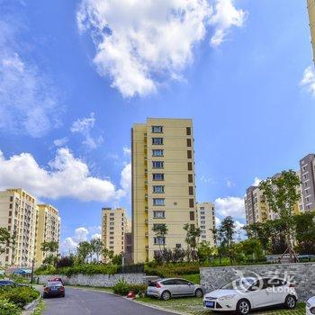 青岛东李青银高速收费口温馨二居室停车位靠崂山普通公寓酒店提供图片