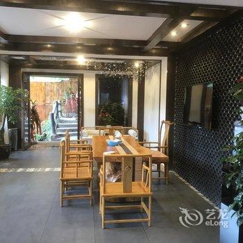 鸾喜·隐山酒店(西江千户苗寨观景台店)酒店提供图片