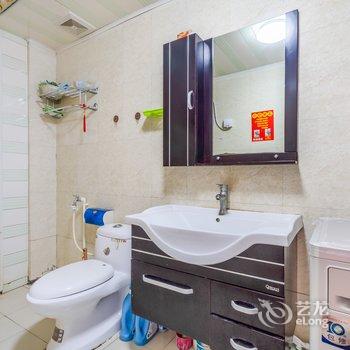 青岛看海听浪休闲旅游度假公寓(银沙滩路分店)酒店提供图片