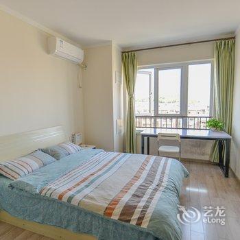 小格子公寓的门神(重庆大学城南路分店)酒店提供图片