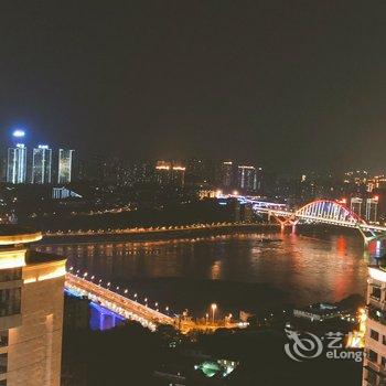 重庆ONEDAY·渝居公寓(下纯阳洞街分店)酒店提供图片