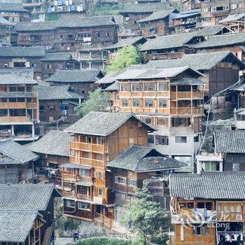 喜住美天全景美宿(西江千户苗寨一号风雨桥店)酒店提供图片