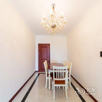 青岛途悦豪华度假公寓(崂山风景区小河东馨苑)(生态美术馆分店)酒店提供图片