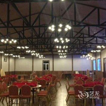 陈巴尔虎旗217房车露营基地酒店提供图片