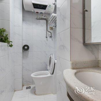 广州长隆旁地铁口洛可可之家公寓(禺西二路分店)酒店提供图片
