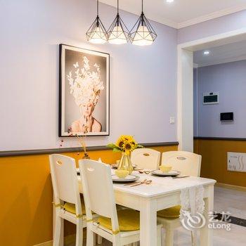 雾都江间居公寓(重庆南滨路景区店)酒店提供图片
