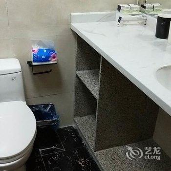 广州彩蝶之家1公寓(外广场雕塑园分店)酒店提供图片