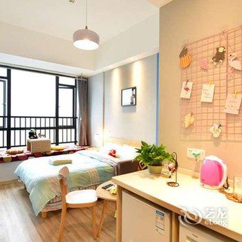 成都熙熙小屋(马鞍山烈士墓分店)酒店提供图片