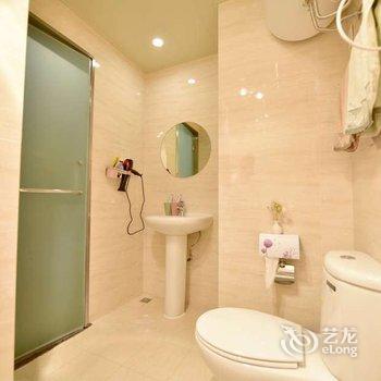 成都熙熙小屋(马鞍山烈士墓分店)酒店提供图片