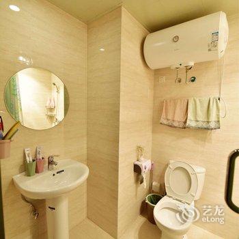 成都熙熙小屋(马鞍山烈士墓分店)酒店提供图片