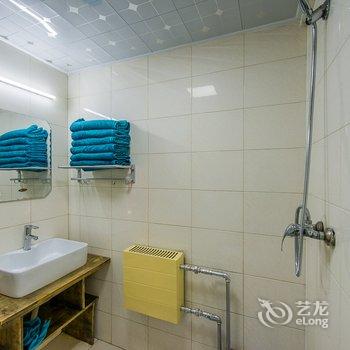 西安Locals路客·西安雁塔A17舍公寓(与西影路分店)酒店提供图片