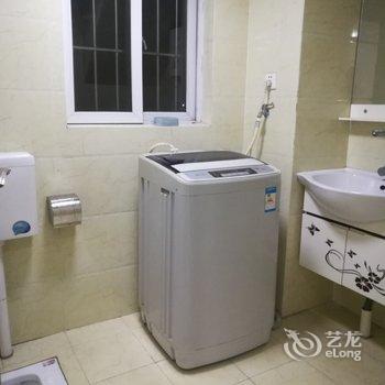 重庆恒半民宿(同景国际城)酒店提供图片
