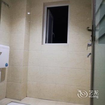 重庆恒半民宿(同景国际城)酒店提供图片
