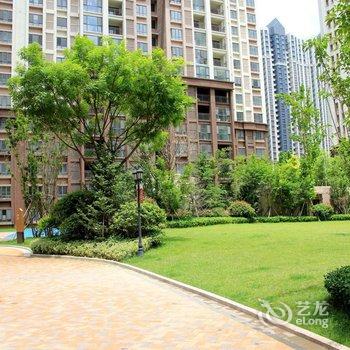 青岛蓝蓝姐公寓(南港一号线分店)酒店提供图片