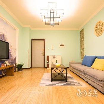 成都Locals路客·成都都江堰A23舍公寓(百伦儿童乐园分店)酒店提供图片