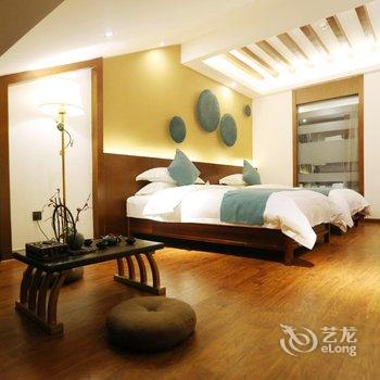 溪畔女儿家客栈(张家界千古情店)酒店提供图片