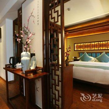 溪畔女儿家客栈(张家界千古情店)酒店提供图片