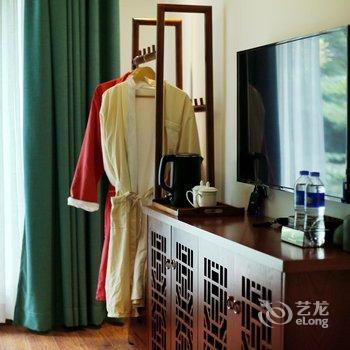 溪畔女儿家客栈(张家界千古情店)酒店提供图片