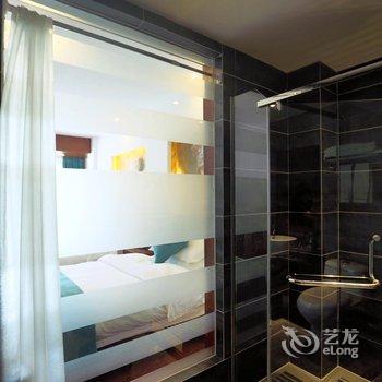 溪畔女儿家客栈(张家界千古情店)酒店提供图片