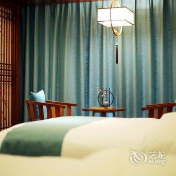 溪畔女儿家客栈(张家界千古情店)酒店提供图片