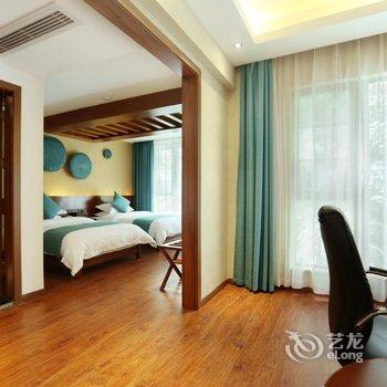 溪畔女儿家客栈(张家界千古情店)酒店提供图片