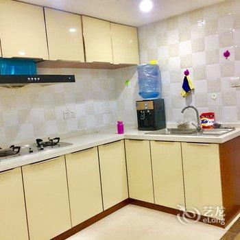 sunnywang0809公寓(上海周祝公路店)酒店提供图片