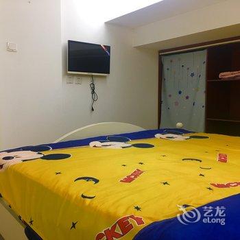 sunnywang0809公寓(上海周祝公路店)酒店提供图片