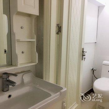 sunnywang0809公寓(上海周祝公路店)酒店提供图片