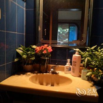 成都五公里小姐公寓(平安桥天主教堂分店)酒店提供图片